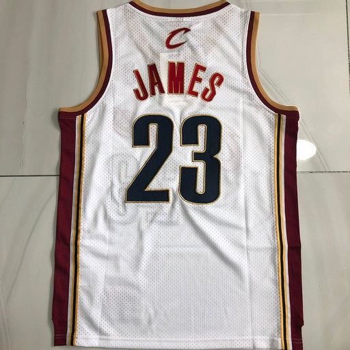 #23 James Cavaliers M&N Authentic jersey white - Sport&more