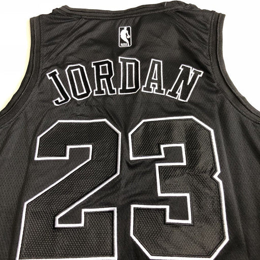 #23 Michael Jordan MVP Authentic jersey black - Sport&more