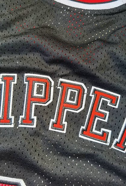 #33 Pippen chicago bulls Authentic M&N jersey black גופיית כדורסל - Sport&more