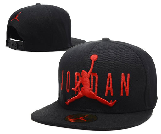 כובע אייר ג'ורדן בצבע שחור אדום AIR JORDAN - Sport&more